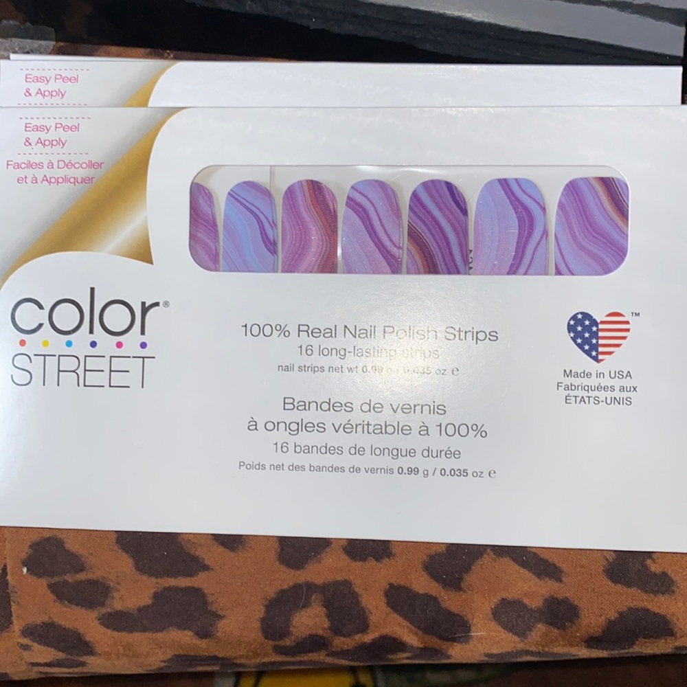 Colorstreet nail strips with design